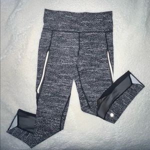 Lululemon cropped leggings